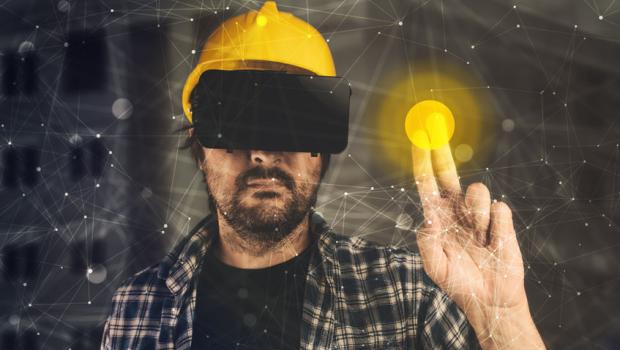 digital, ouvrier, casque VR, connecté, chantier virtuel,.jpg